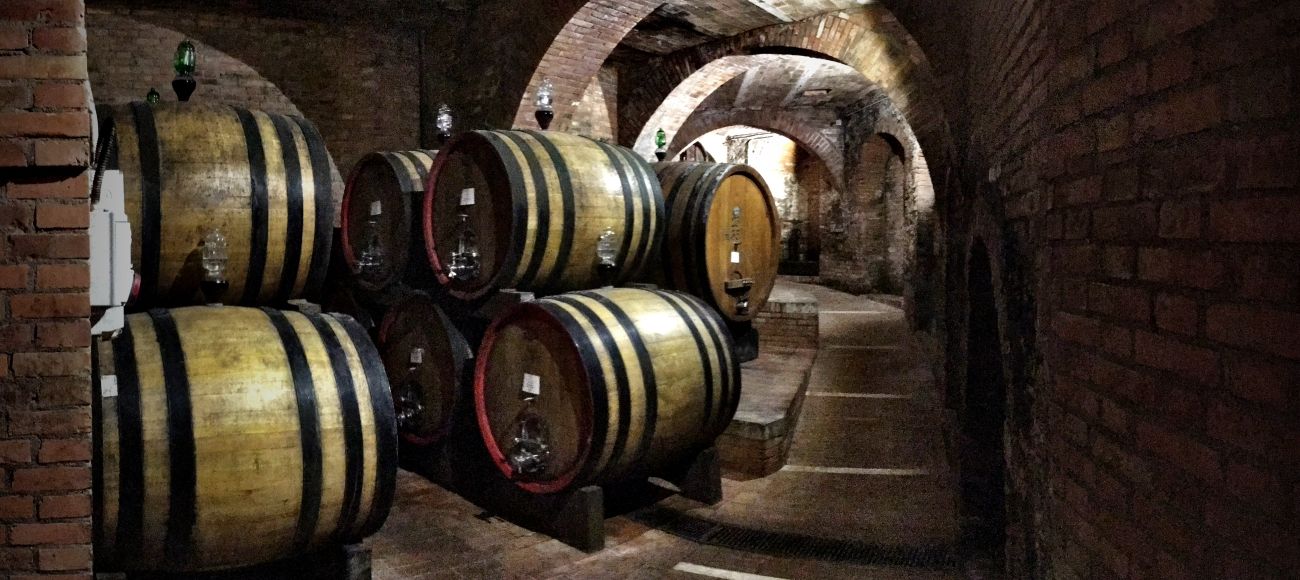 3 days tuscany wine tour: Vino Nobile di Montepulciano underground winery - toursintuscany.com