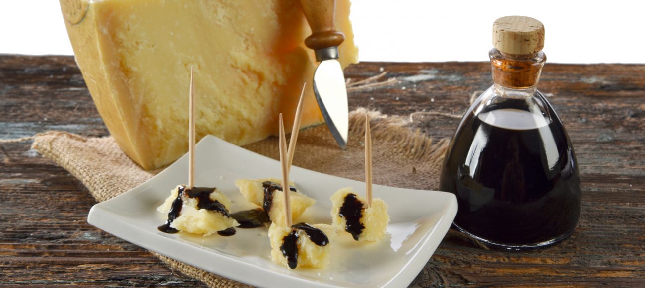 Balsamic vinegar and parmisan cheese in Bologna - toursintuscany.com